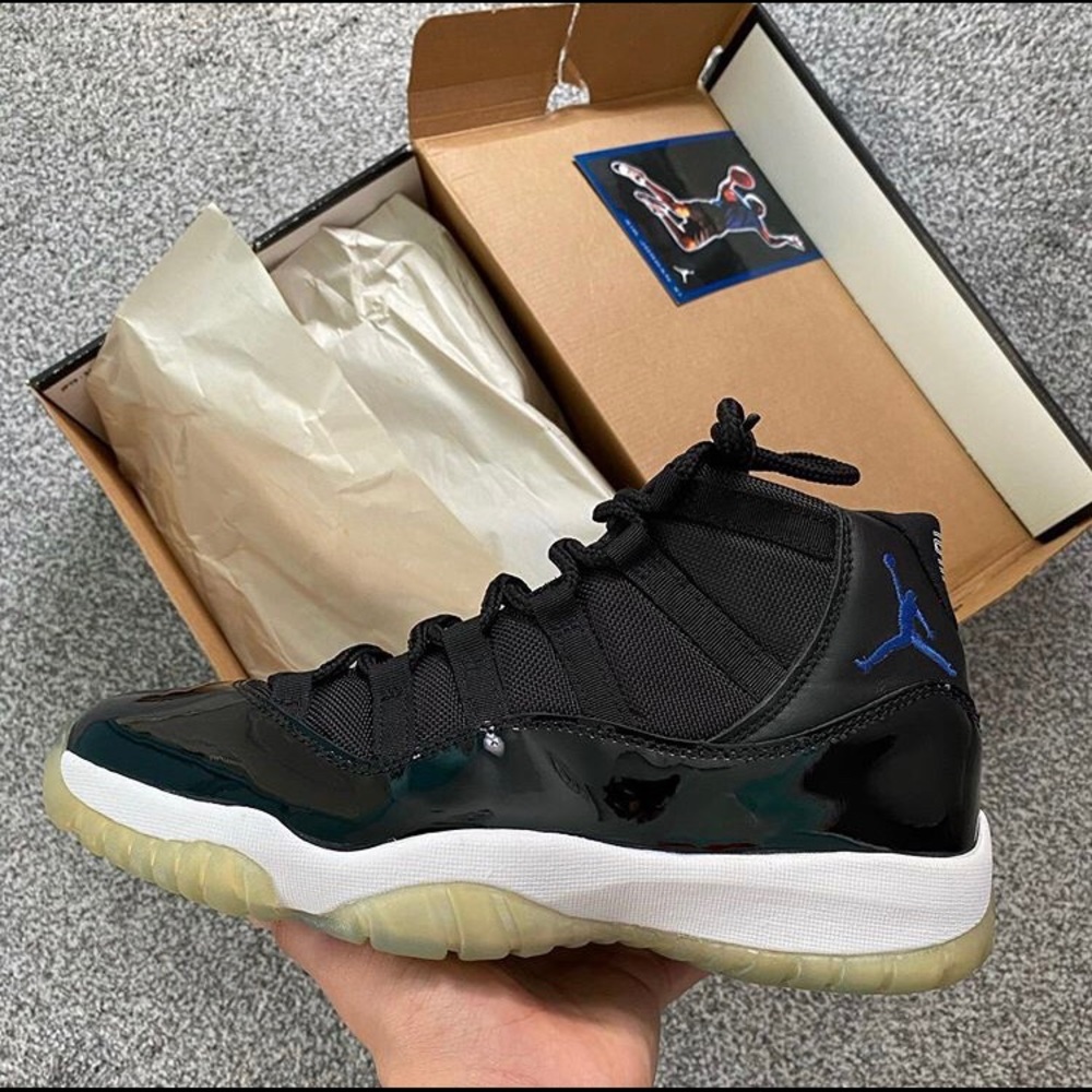 Jordan 11